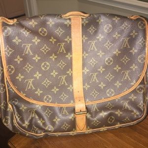 Authentic Louis Vuitton Saumur 35